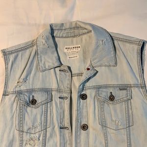 Light wash Bullhead denim Co. vest